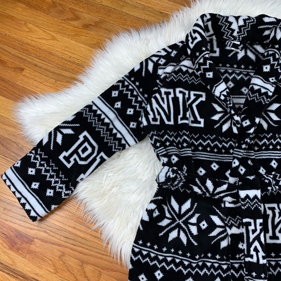 PINK Victoria Secret SOFT Cozy & Warm Robe w/ Belt - Picture 2 of 14